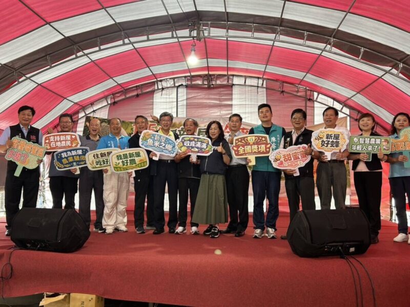 新屋哈密瓜節、評鑑賽同步登場 莊育來奪冠、邱乾裕榮登最甜密瓜王